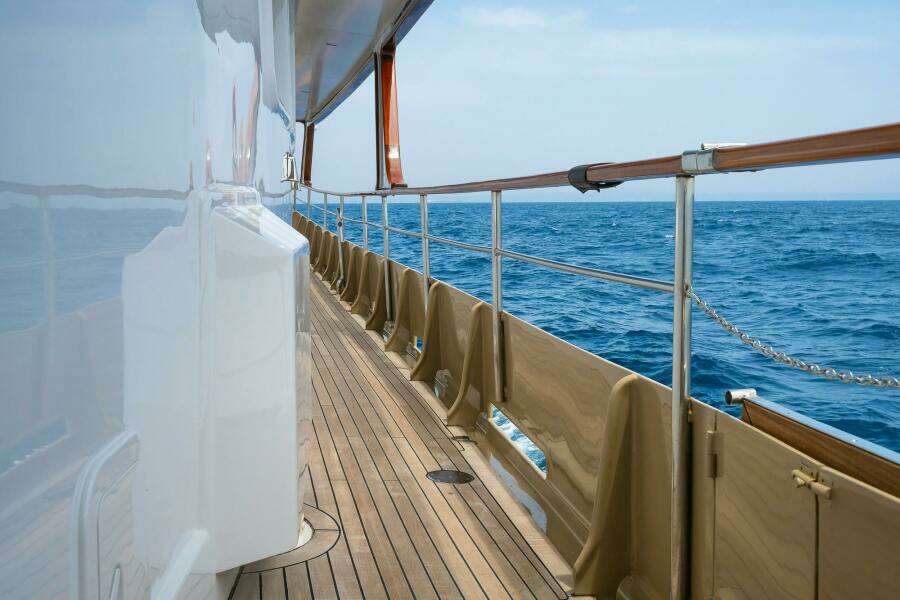 BLACK PEPPER 79ft Cantieri Di Lavagna Yacht For Sale