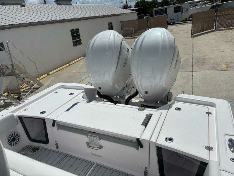 28ft Sea Fox Yacht For Sale