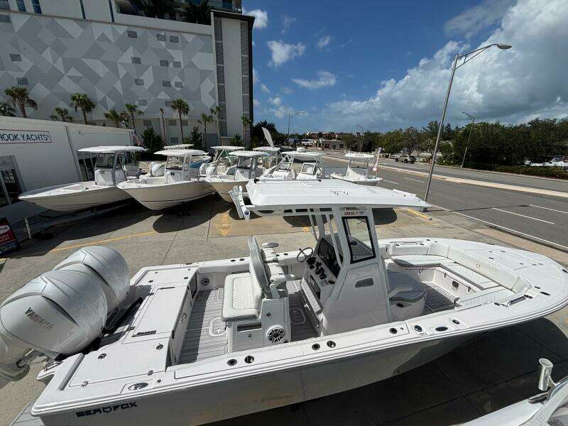 28ft Sea Fox Yacht For Sale