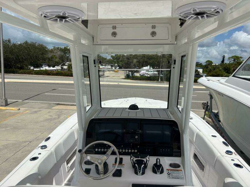 28ft Sea Fox Yacht For Sale