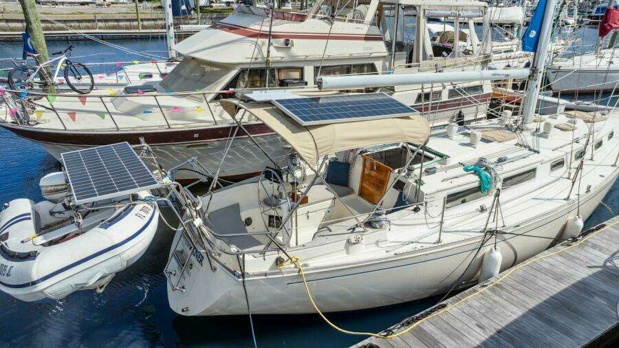 Sojourner  38ft Sabre Yacht For Sale