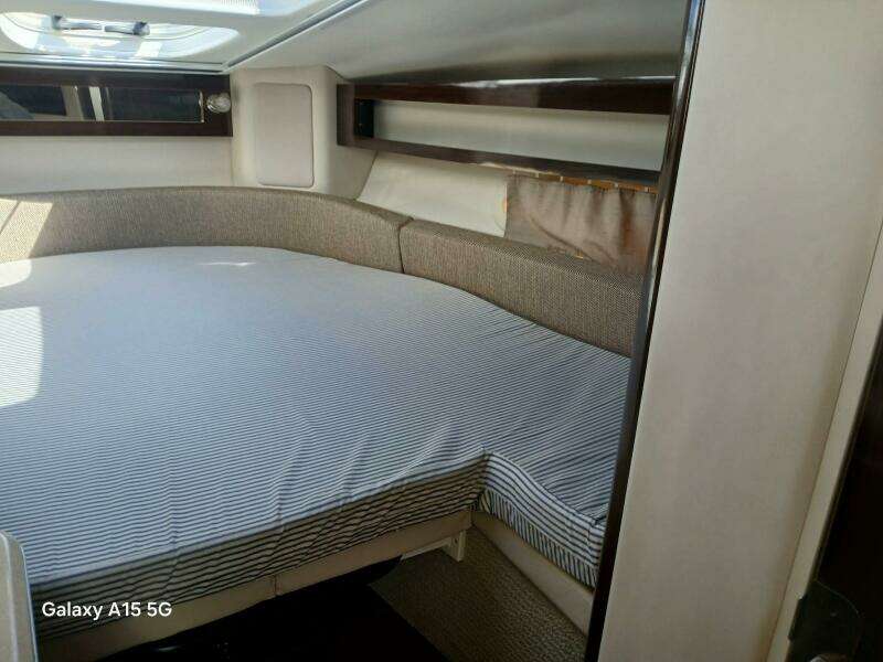 Happy Ours 28ft Sea Ray Yacht For Sale