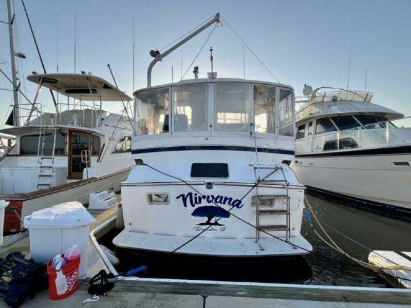 4 Nirvana 1987 Jefferson 42 Aft View 1 Medium