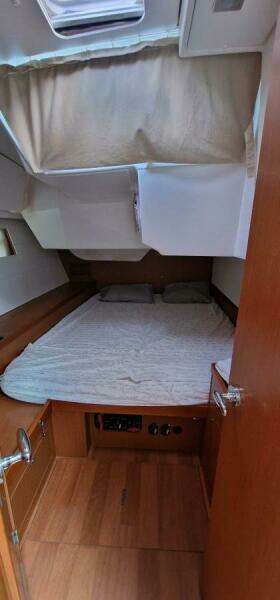 Resilience 48ft Beneteau Yacht For Sale