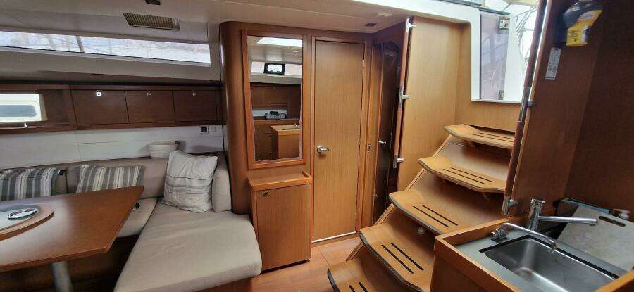 Resilience 48ft Beneteau Yacht For Sale