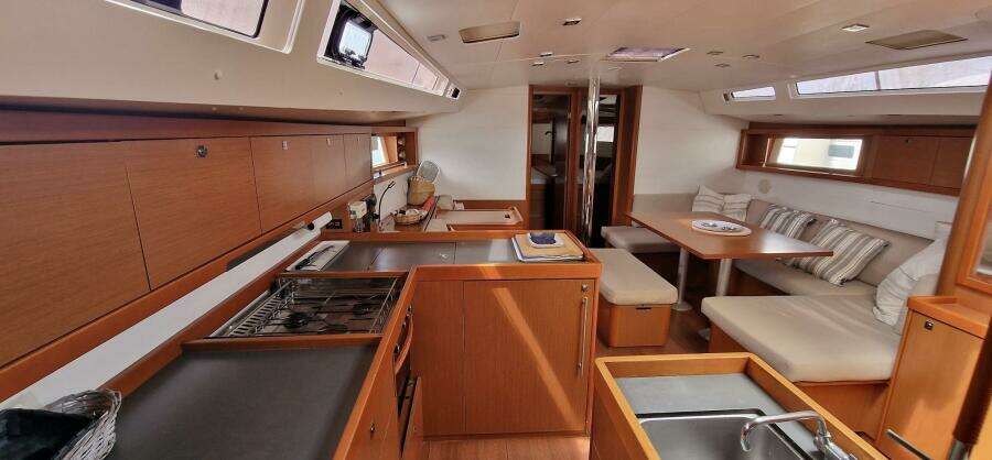 Resilience 48ft Beneteau Yacht For Sale
