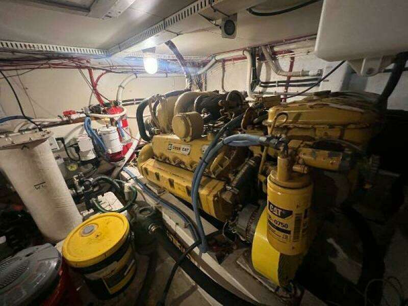 Broken Compass 44ft Gulfstar Yacht For Sale