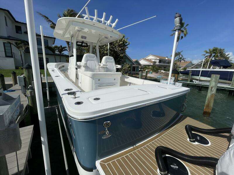31ft Regulator Yacht For Sale
