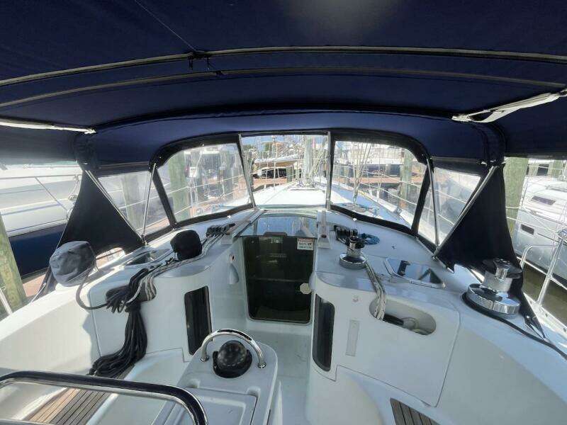 Summer Breeze 44ft Beneteau Yacht For Sale