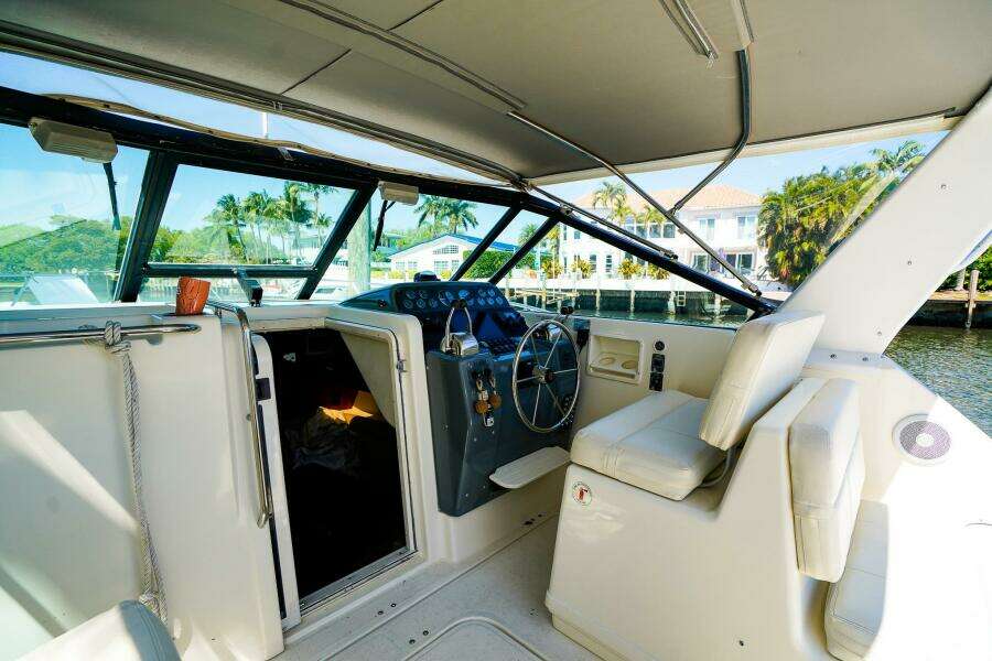 Compromise 31ft Tiara Yachts Yacht For Sale