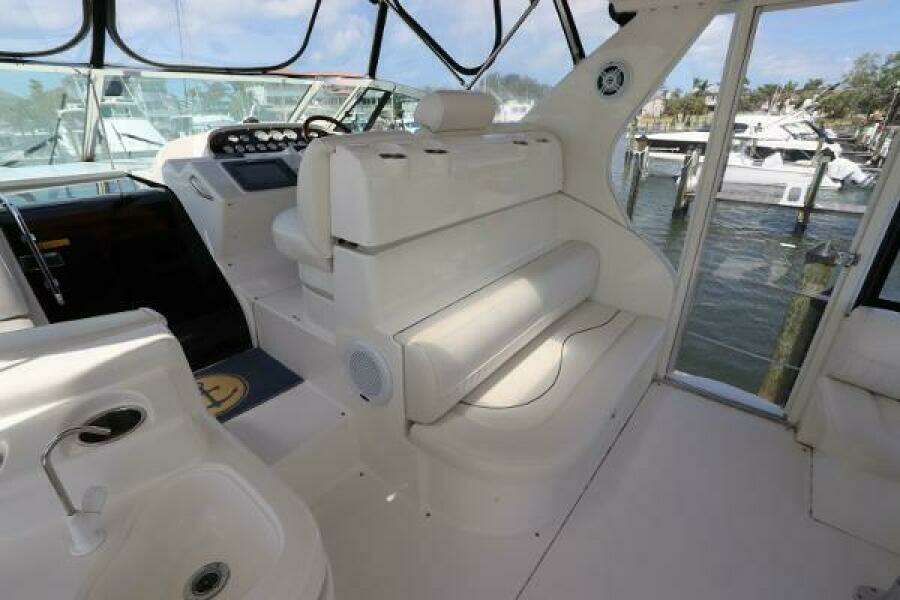 44ft Cruisers Yachts Yacht For Sale