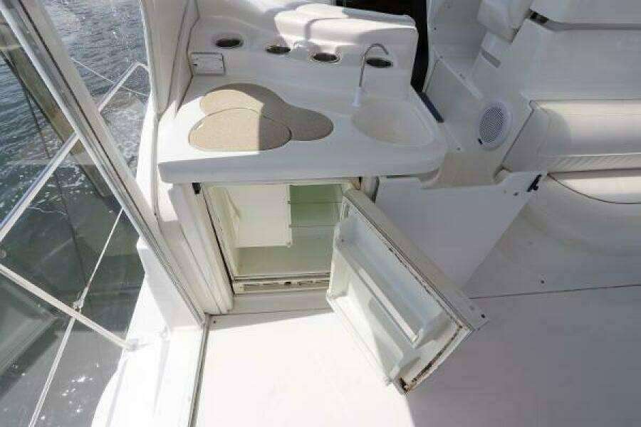 44ft Cruisers Yachts Yacht For Sale