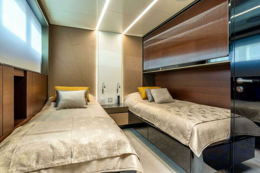 MERELEY I 113ft AES Yacht Yacht For Sale