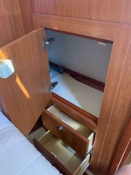 Double Trouble 34ft Mainship Yacht For Sale