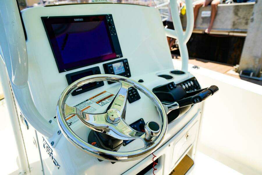 26ft NauticStar Yacht For Sale