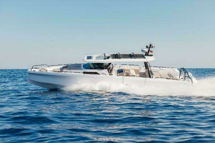 45ft Axopar Yacht For Sale