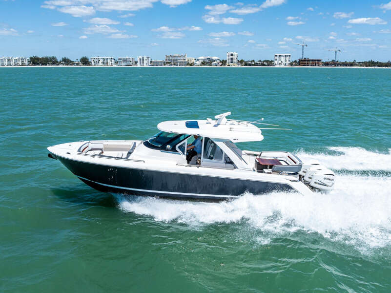 Lunasea 38ft Tiara Sport Yacht For Sale