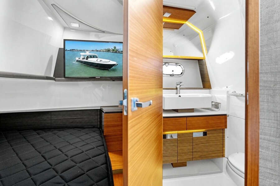 Lunasea 38ft Tiara Sport Yacht For Sale