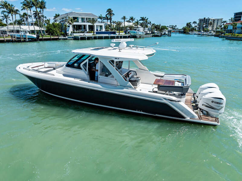 Lunasea 38ft Tiara Sport Yacht For Sale