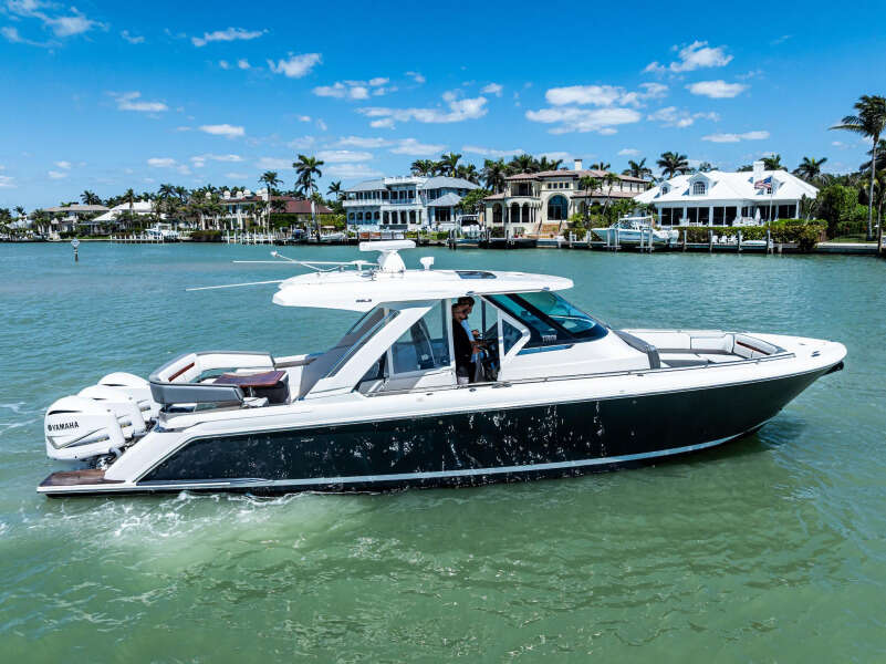 Lunasea 38ft Tiara Sport Yacht For Sale