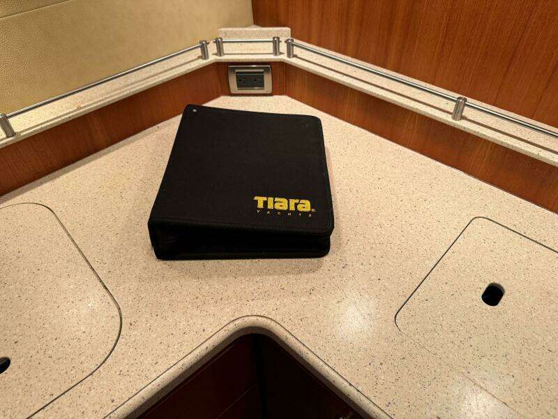 43ft Tiara Yachts Yacht For Sale