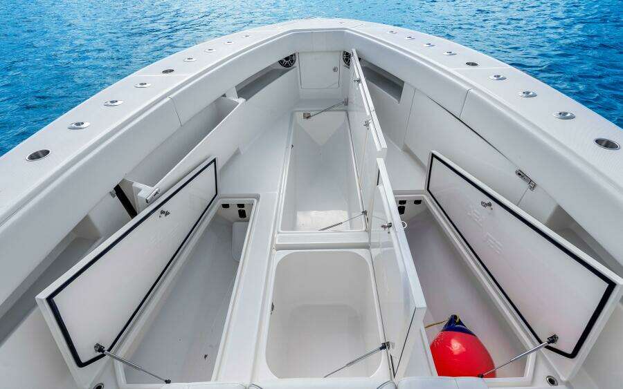 39ft SeaVee Yacht For Sale