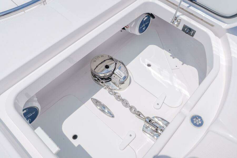 2026 Mag Bay 43 Center Console