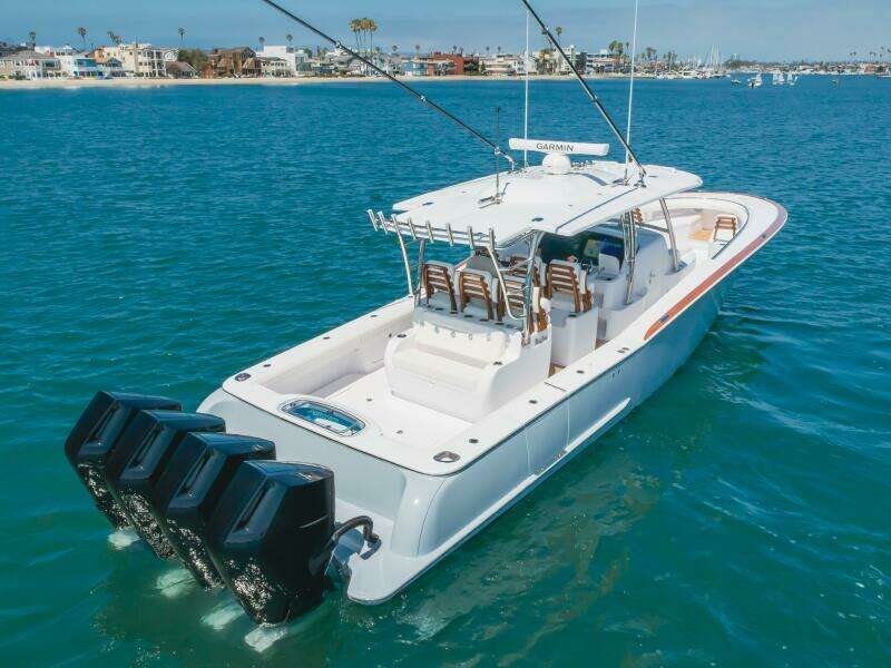 2026 Mag Bay 43 Center Console