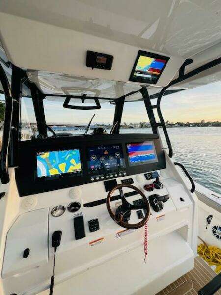 47ft Regulator Yacht For Sale