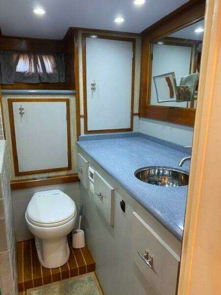 Karon Louise 56ft Matthews Yacht For Sale