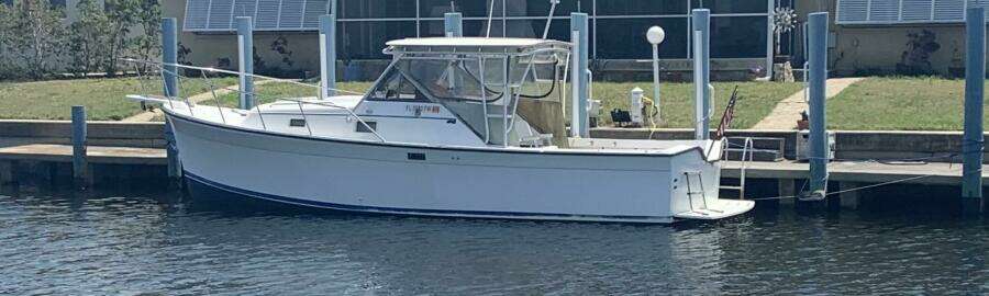 30ft Luhrs Yacht For Sale