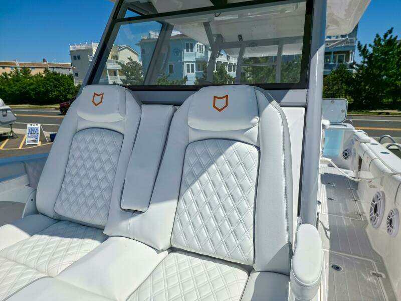 36ft Sea Fox Yacht For Sale