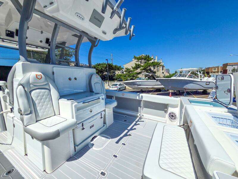 36ft Sea Fox Yacht For Sale
