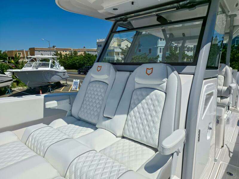 36ft Sea Fox Yacht For Sale