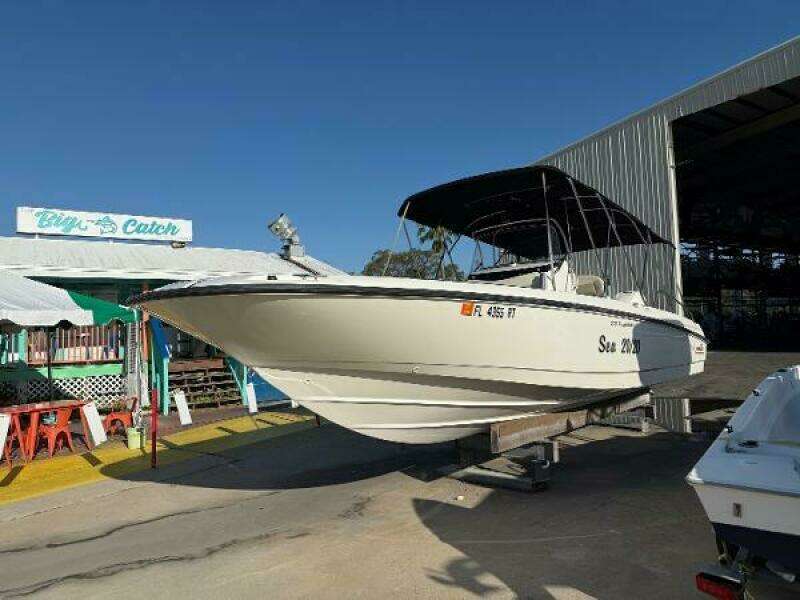 27ft Boston Whaler Yacht For Sale