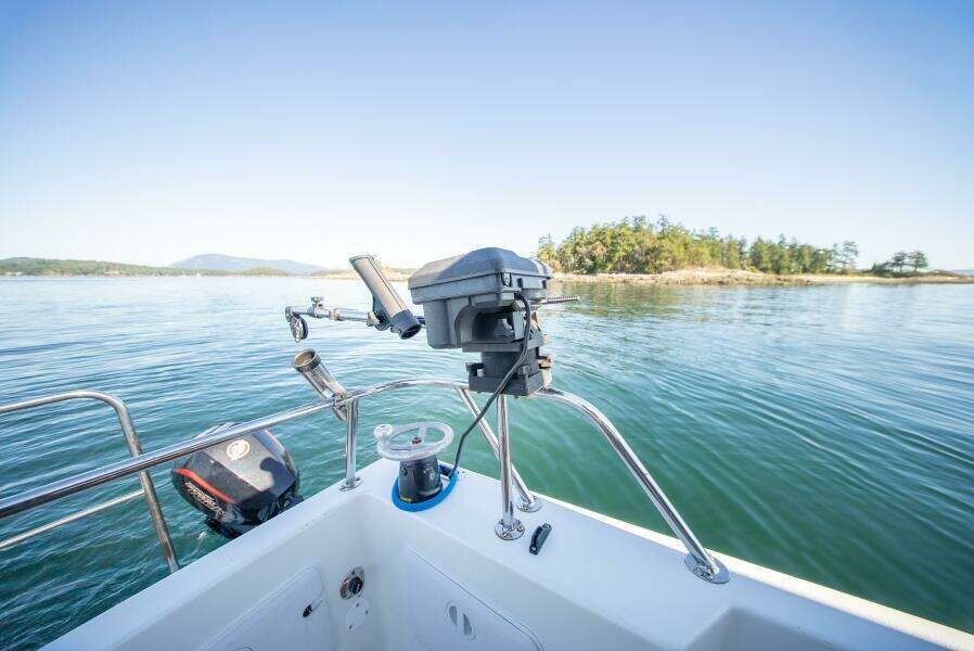 Pacific Loon 27ft Monaro Yacht For Sale