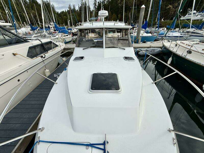 Pacific Loon 27ft Monaro Yacht For Sale