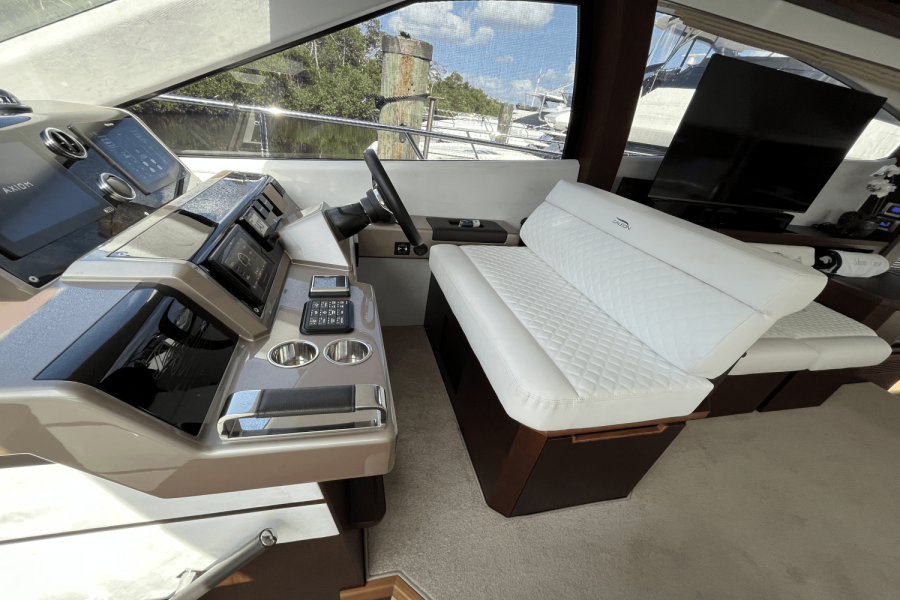 55ft Galeon Yacht For Sale