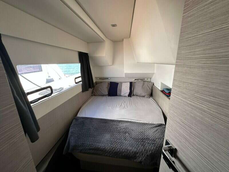 2021-fountaine-pajot-my4s-power-9747125-20250421103958197-1_XLARGE.jpg