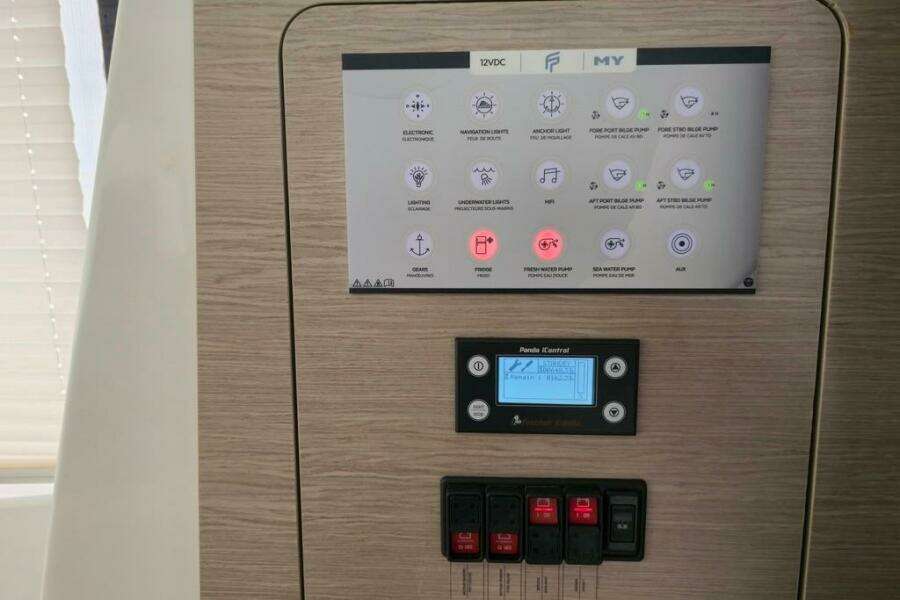 2021-fountaine-pajot-my4s-power-9747125-20250917120254487-4.jpg