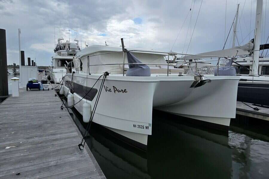 2021-fountaine-pajot-my4s-power-9747125-20250904161650077-1.jpg