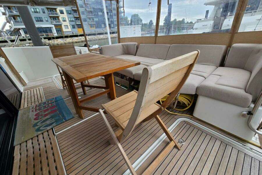2021-fountaine-pajot-my4s-power-9747125-20250917121218283-1.jpg