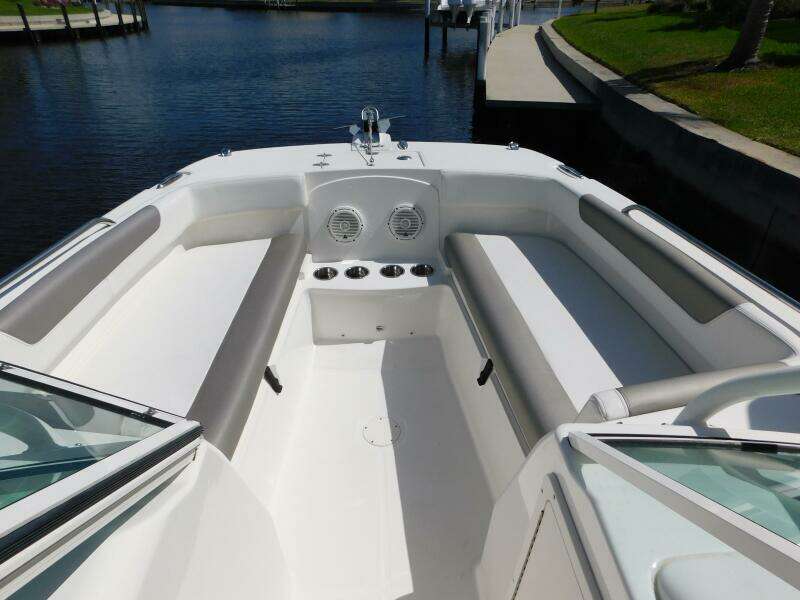 23ft World Cat Yacht For Sale