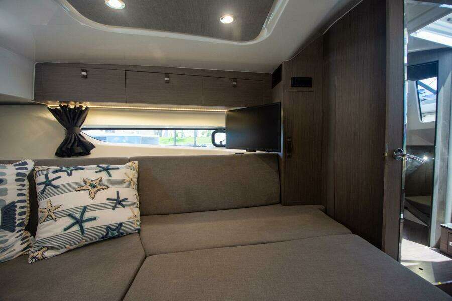 Eternity 34ft Beneteau Yacht For Sale