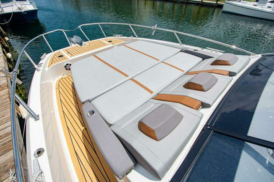 Eternity 34ft Beneteau Yacht For Sale