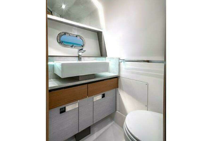 43ft Tiara Yachts Yacht For Sale