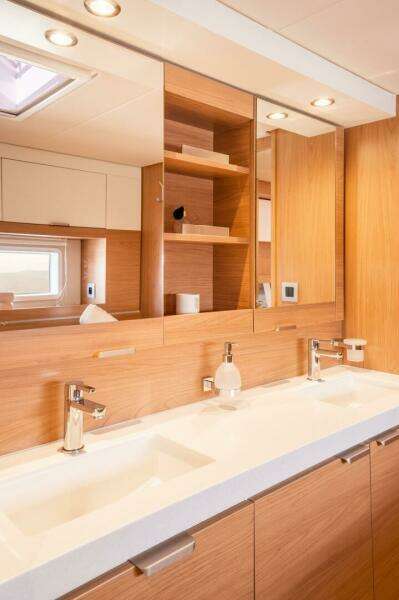 Bali 4.4 Master Bathroom Vanity