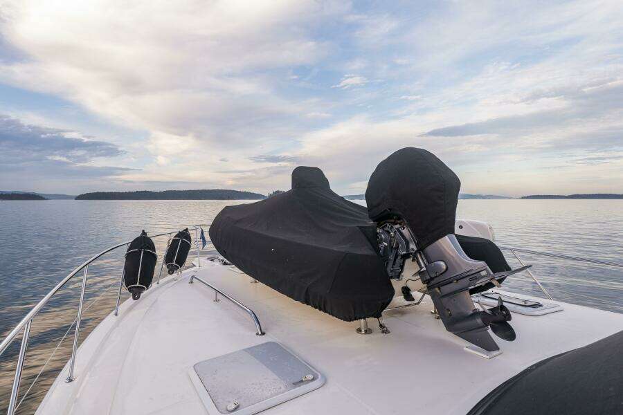Seascape 53ft Riviera Yacht For Sale
