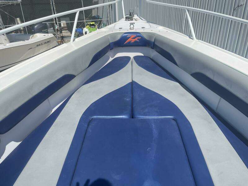 35ft Donzi Yacht For Sale