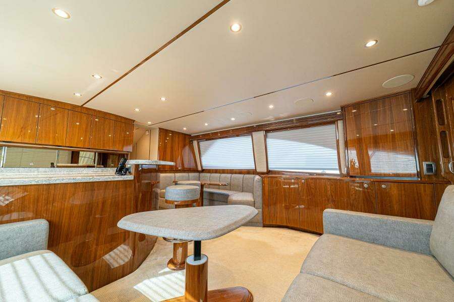 2020 Viking 58 Convertible - Amarula Sun